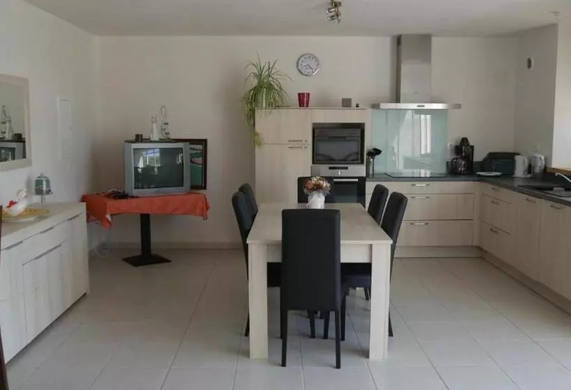 Aamiaismajoitus (B&B) La Ferme Guibel