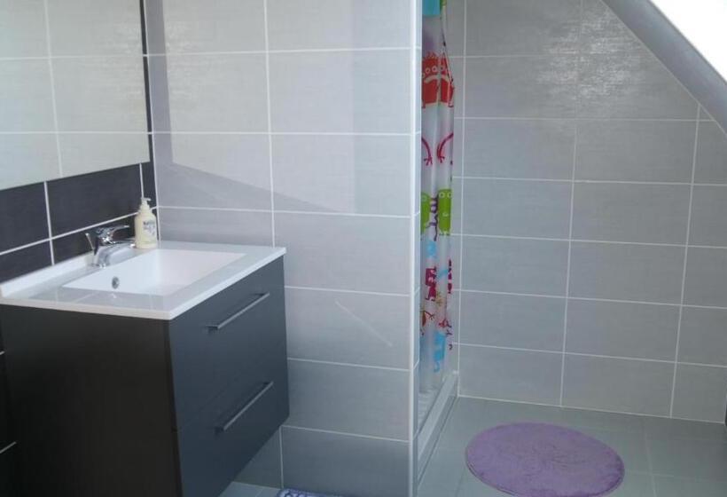 住宿加早餐  La Ferme Guibel