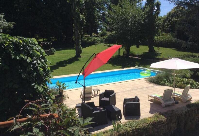 住宿加早餐  L’orme Des Voyageurs