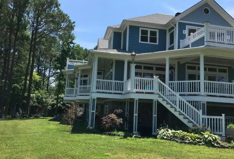 Aamiaismajoitus (B&B) Swanendele Inn