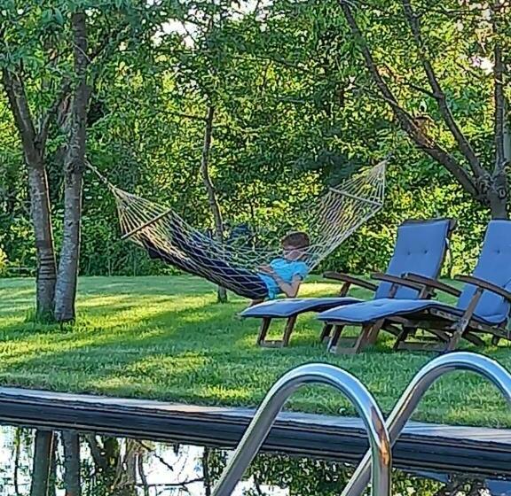 مبيت وإفطار Vakantiewoning Victors Hof Tot 4 Pers