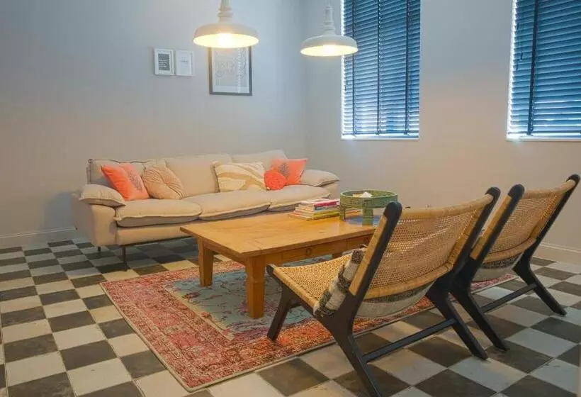 Cire Bed And Breakfast