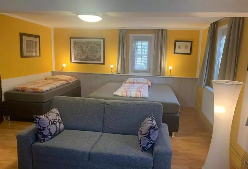 Hotelli Zum Weißen Ross