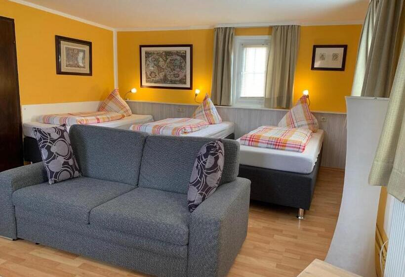 בית מלון כפרי Zum Weißen Ross