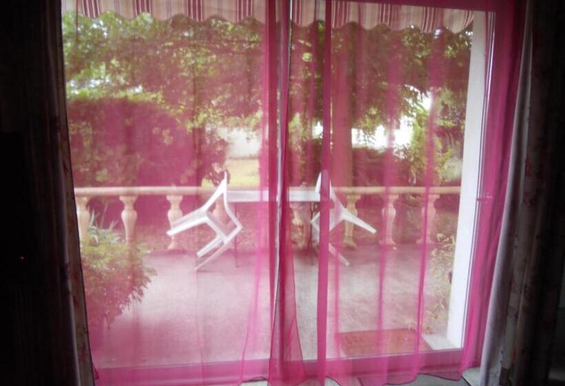 膳宿费 Chambre D Hotes