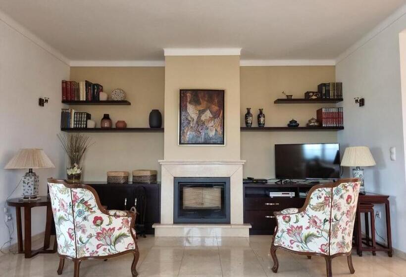 بنسيون Villa Do Outeiro