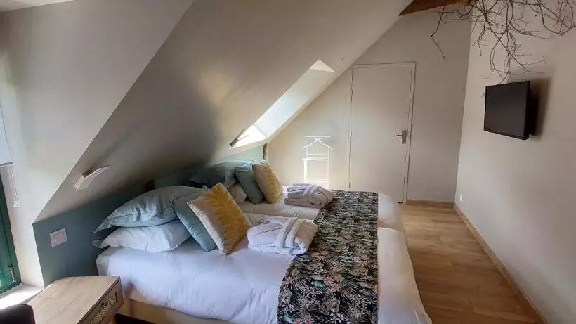 ベッドアンドブレックファースト La Lézardière