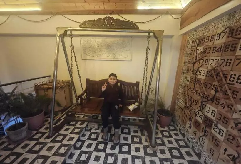 Hotelli Red Apple Near Railway Station Chandigarh