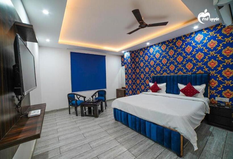 Hotel Red Apple Near Railway Station Chandigarh