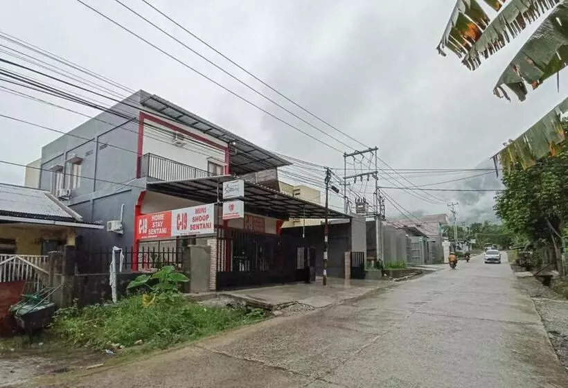 Hotelli Reddoorz Syariah Near Sentani City Square