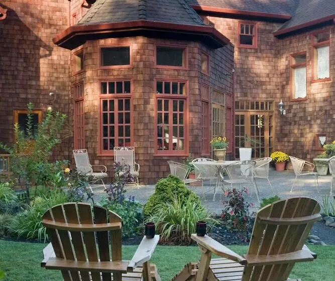 Hotelli Arch Cape Inn And Retreat Cannon Beach