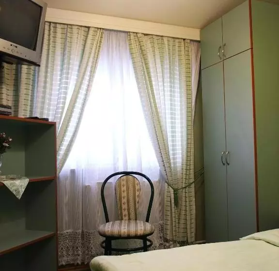 Hotelli Bed & Breakfast Vila Stanišić