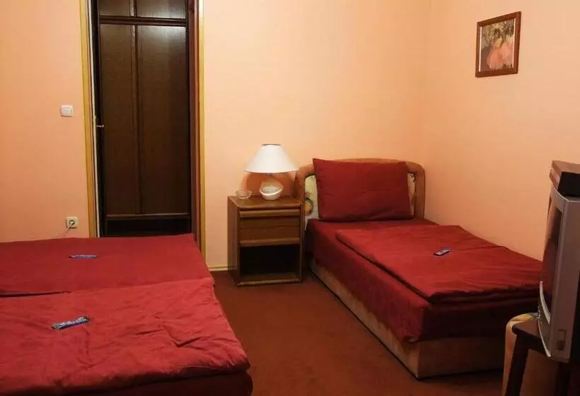 Hotelli Bed & Breakfast Vila Stanišić