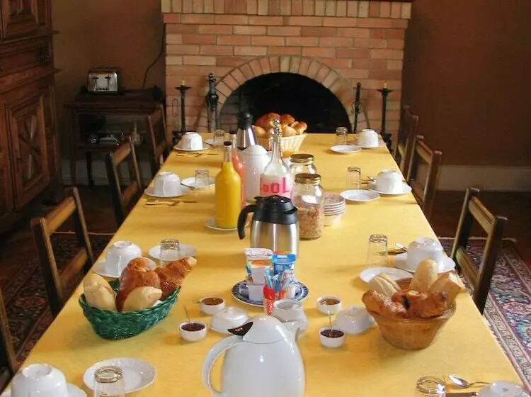 Hotelli Château Belles Graves