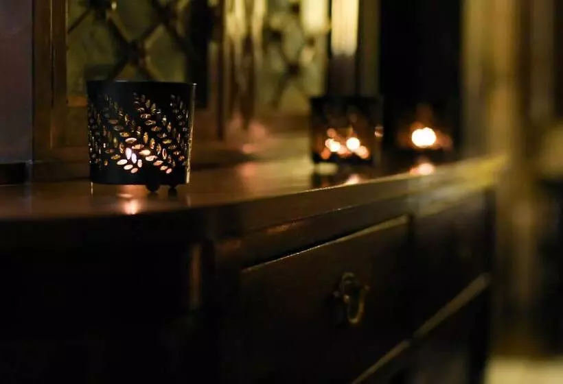 Hotelli La Torre Del Vilar