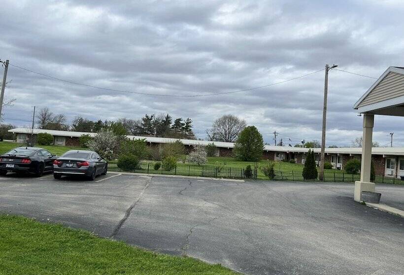 Town & Country Motel