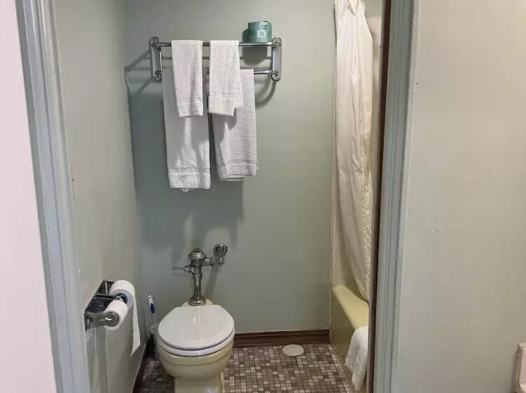 Town & Country Motel