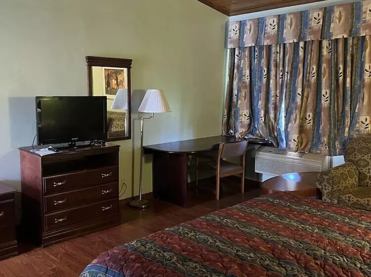 Town & Country Motel