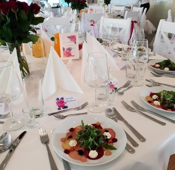 هتل Błękitny żagiel