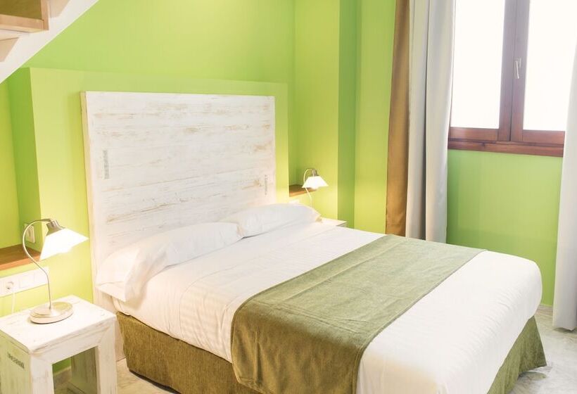 هتل Ad Hoc Carmen