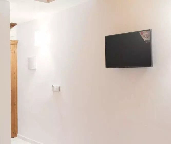 فندق Ad Hoc Carmen