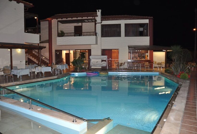 هتل Eria Resort Accessible Holidays