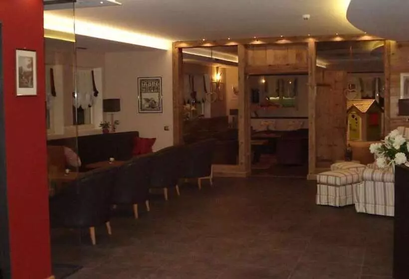 Отель Garni Vittoria