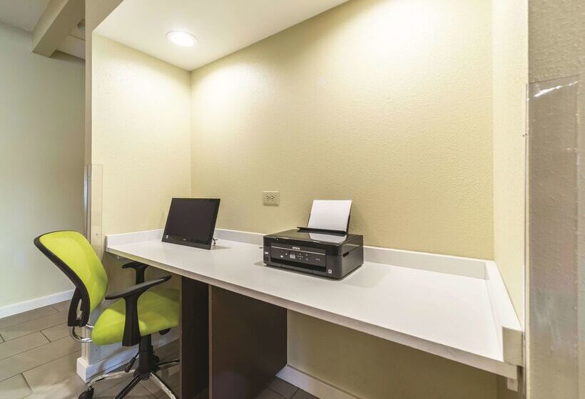 酒店 La Quinta By Wyndham Collinsville St. Louis