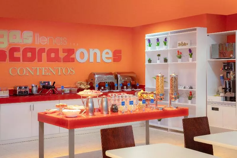 酒店 One Cancun Centro