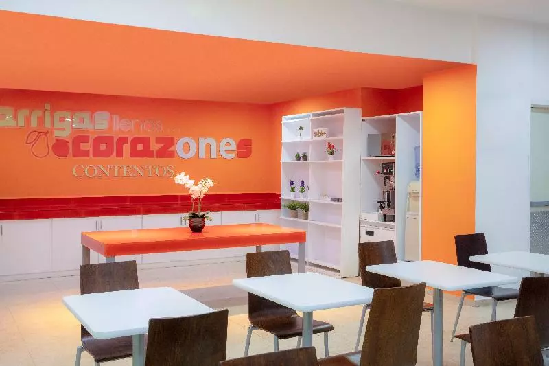 酒店 One Cancun Centro