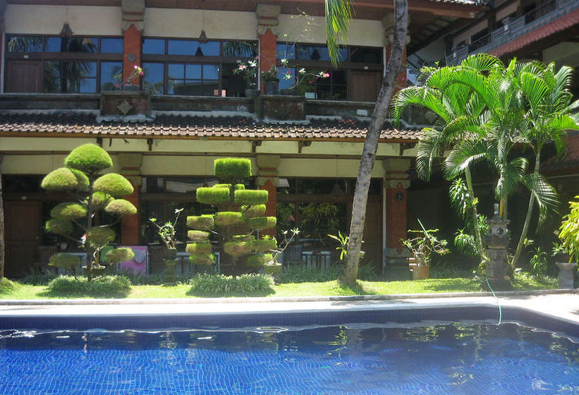 Hotel Puri Tanah Lot