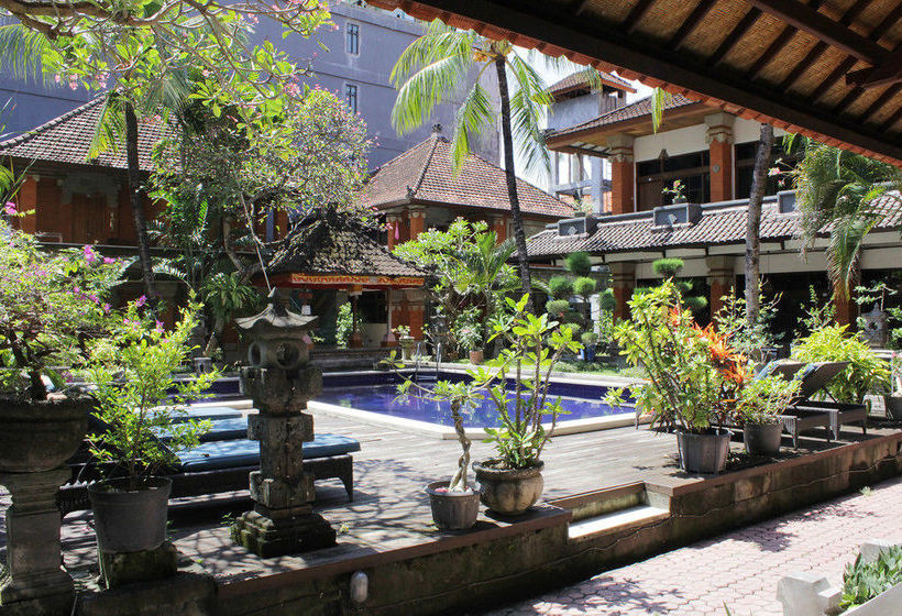 Hotel Puri Tanah Lot