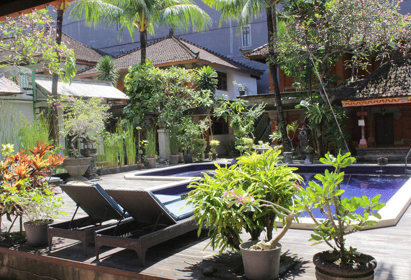Hotel Puri Tanah Lot