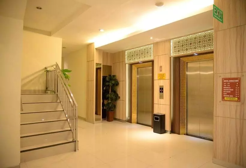 Hotel Rangkayo Basa Halal