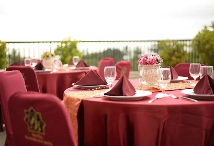 Hotel Rangkayo Basa Halal
