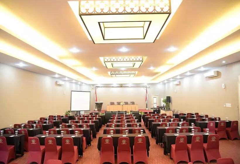 Hotel Rangkayo Basa Halal