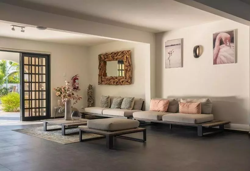 هتل Resort Bonaire