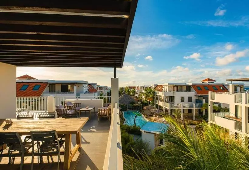 هتل Resort Bonaire