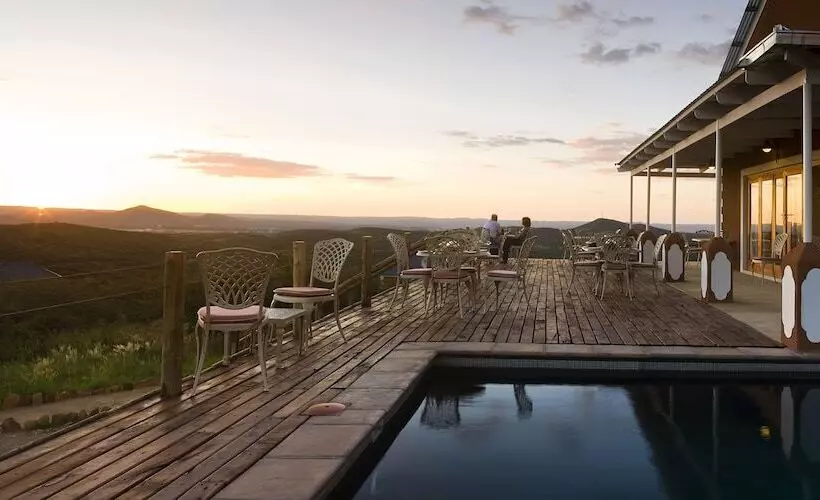 هتل River Crossing Lodge