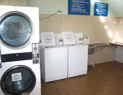 Отель Nrma Victor Harbor Beachfront Holiday Park