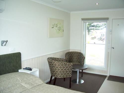 فندق Nrma Victor Harbor Beachfront Holiday Park