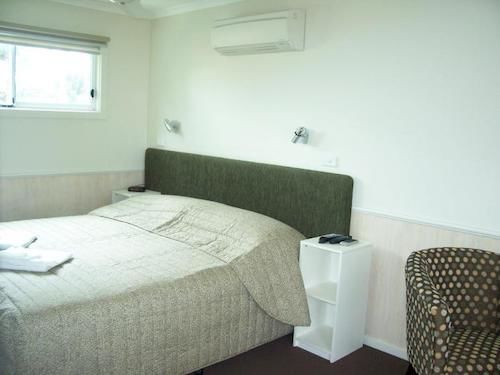 فندق Nrma Victor Harbor Beachfront Holiday Park