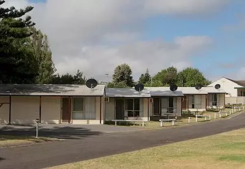 Отель Nrma Victor Harbor Beachfront Holiday Park