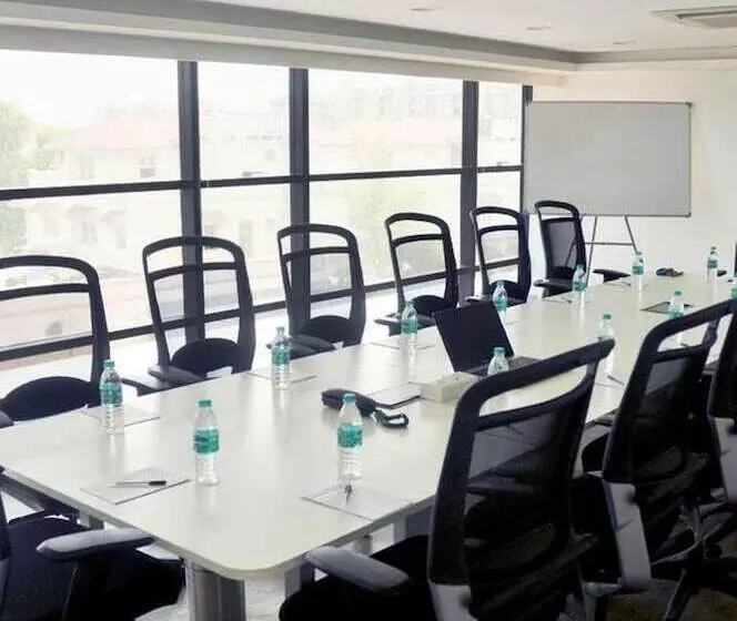 Mango Hotels Tune, Ahmedabad