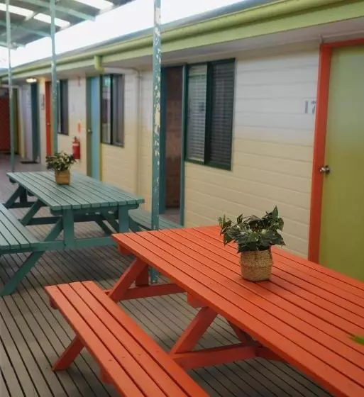 汽车旅馆  Coolum Budget Accommodation