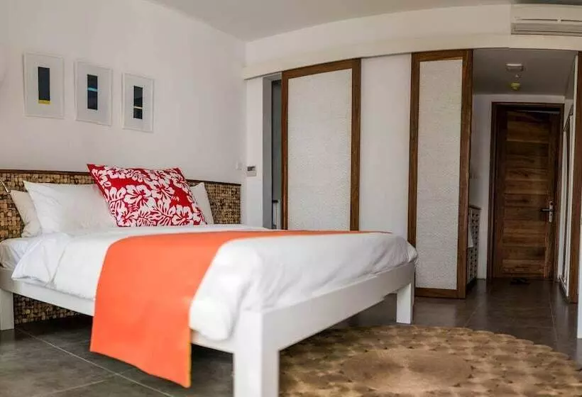 Mystik Life Style By Newmark