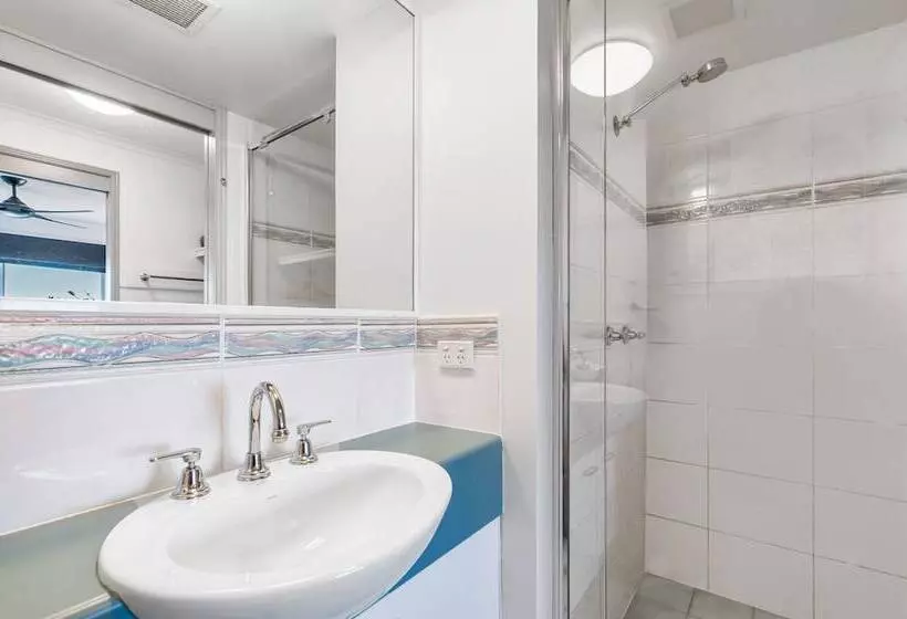 Reflections Holiday Apartments