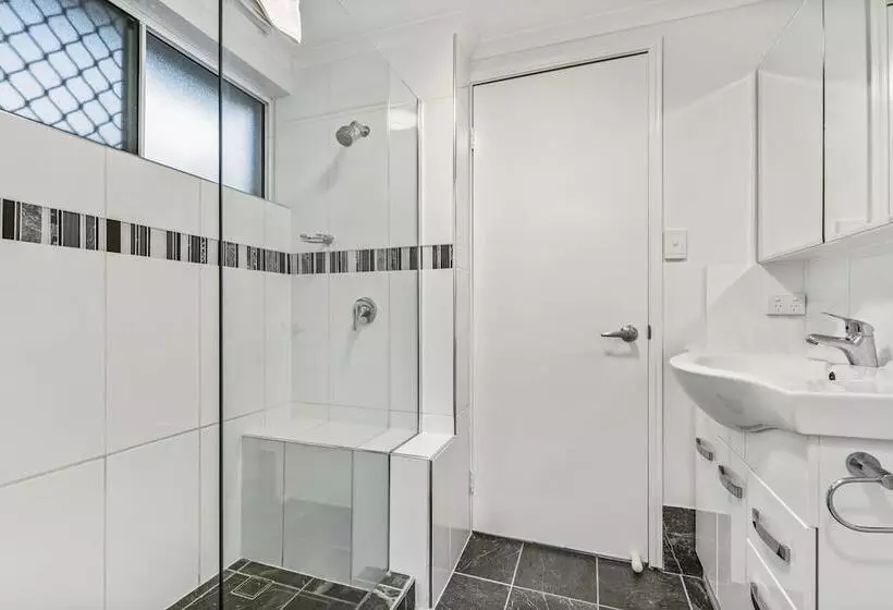 Reflections Holiday Apartments