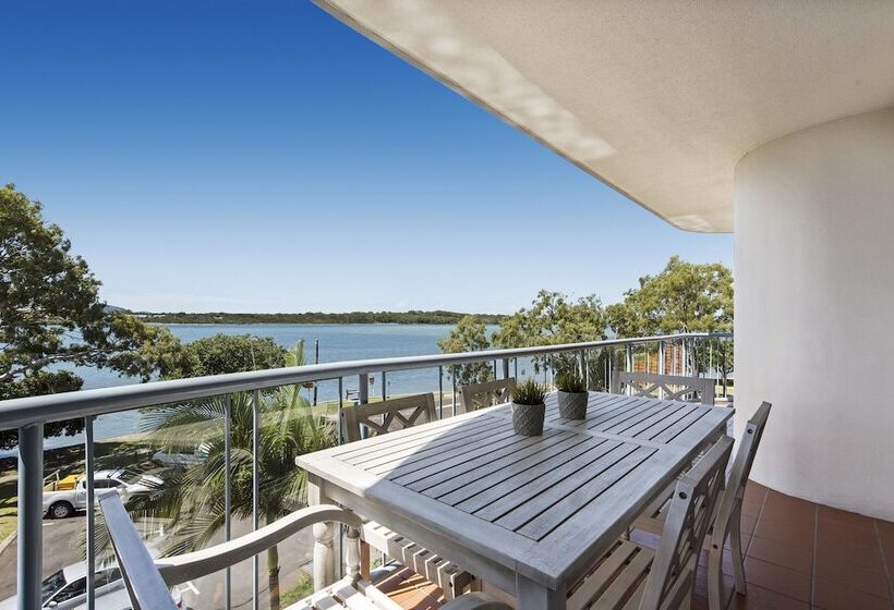 Reflections Holiday Apartments