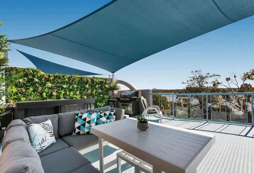 Reflections Holiday Apartments